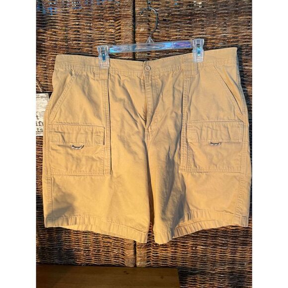 L.L. Bean Cargo Shorts Khaki Tan 42W - Picture 1 of 13
